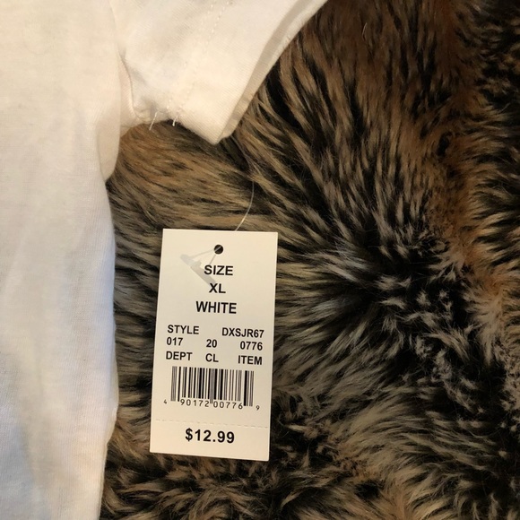 New tag 😍T shirt. Freze - Picture 2 of 3